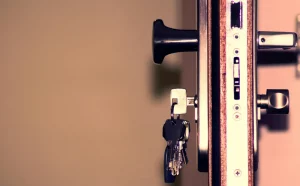 Comment entretenir sa serrure pour éviter les blocages